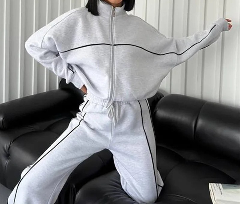 De gestreepte T-capuchon-jumps - Mens Fashion Winter 2025 recensie en prijs