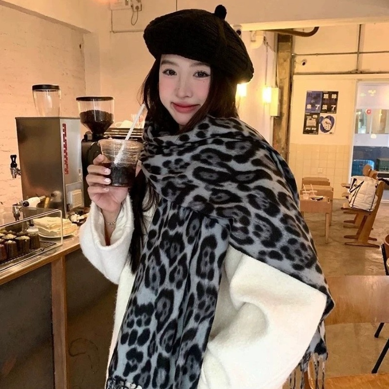 2025 Nieuwe Retro Zijden Luipa - Mens Fashion Winter 2025 recensie en prijs